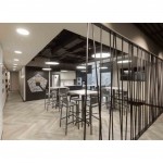 Bakhita σκαμπό bar Technopolymer σε δύο ύψη Bakhita σκαμπό bar Technopolymer σε δύο ύψη