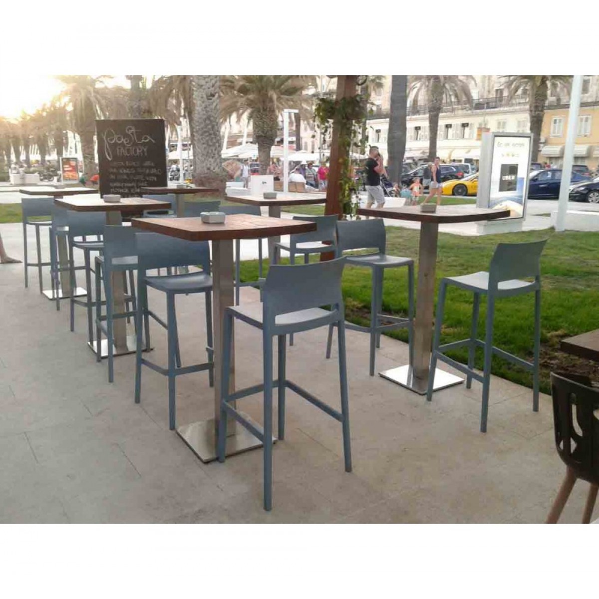 Bakhita σκαμπό bar Technopolymer σε δύο ύψη Bakhita σκαμπό bar Technopolymer σε δύο ύψη