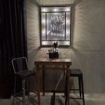 Calcutta ρουστίκ τραπέζι μπαρ από ανακυκλωμένο ξύλο 70x70x107 εκ