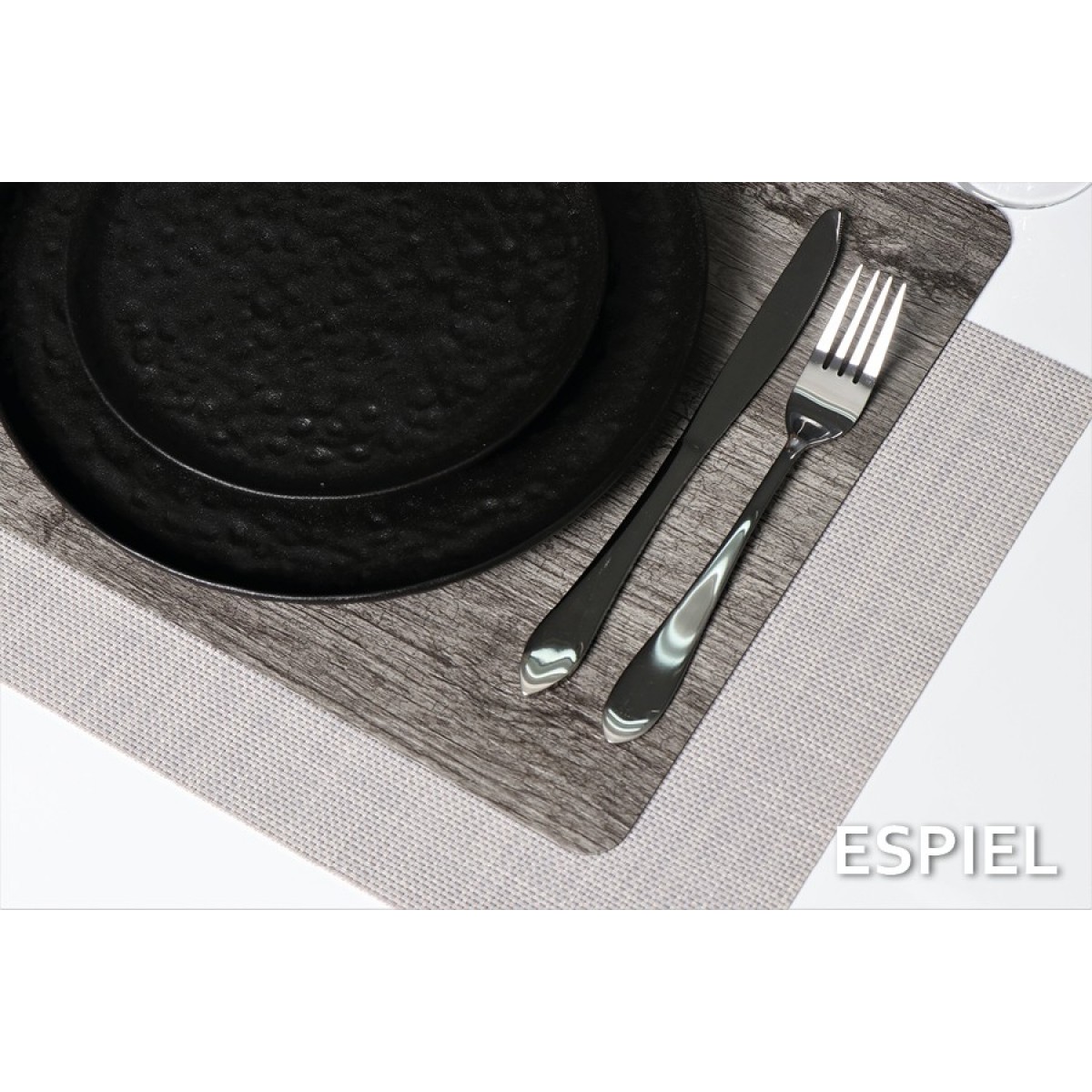 Στρογγυλό πιάτο Lava stoneware σε μαύρο χρώμα σετ των τεσσάρων τεμαχίων 20 εκ Στρογγυλό πιάτο Lava stoneware σε μαύρο χρώμα σετ των τεσσάρων τεμαχίων 20 εκ