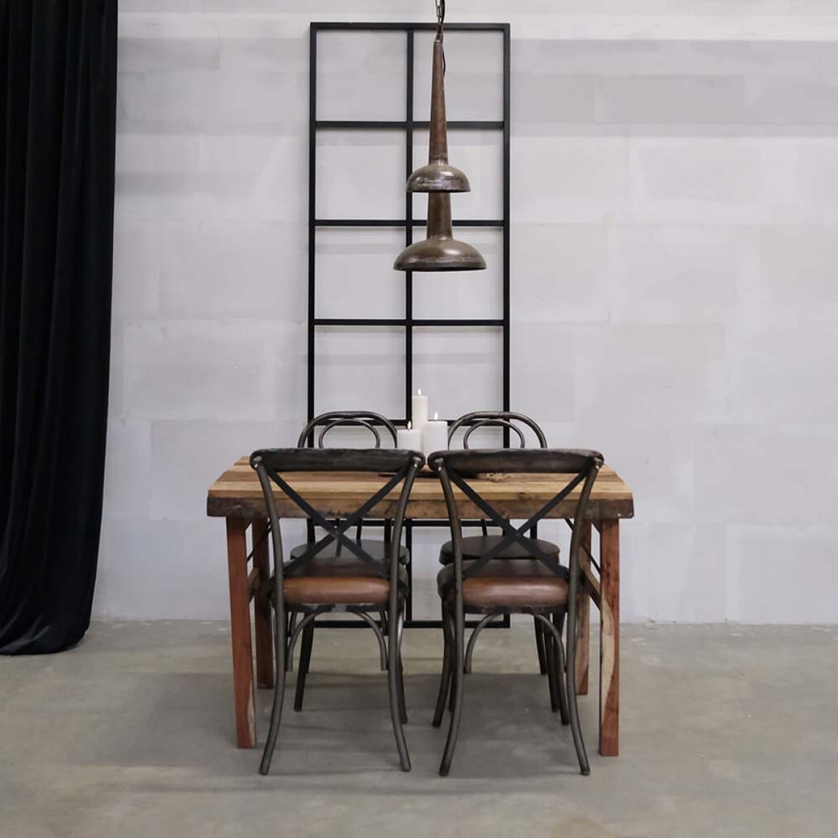 Trumpet μεταλλικό κρεμαστό φωτιστικό 30x30x62 εκ