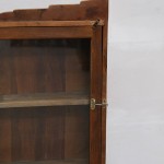 Μοναδικό επιτοίχιο ντουλάπι από φυσικό ξύλο με γυάλινη πόρτα 57x15x117 εκ Μοναδικό επιτοίχιο ντουλάπι από φυσικό ξύλο με γυάλινη πόρτα 57x15x117 εκ