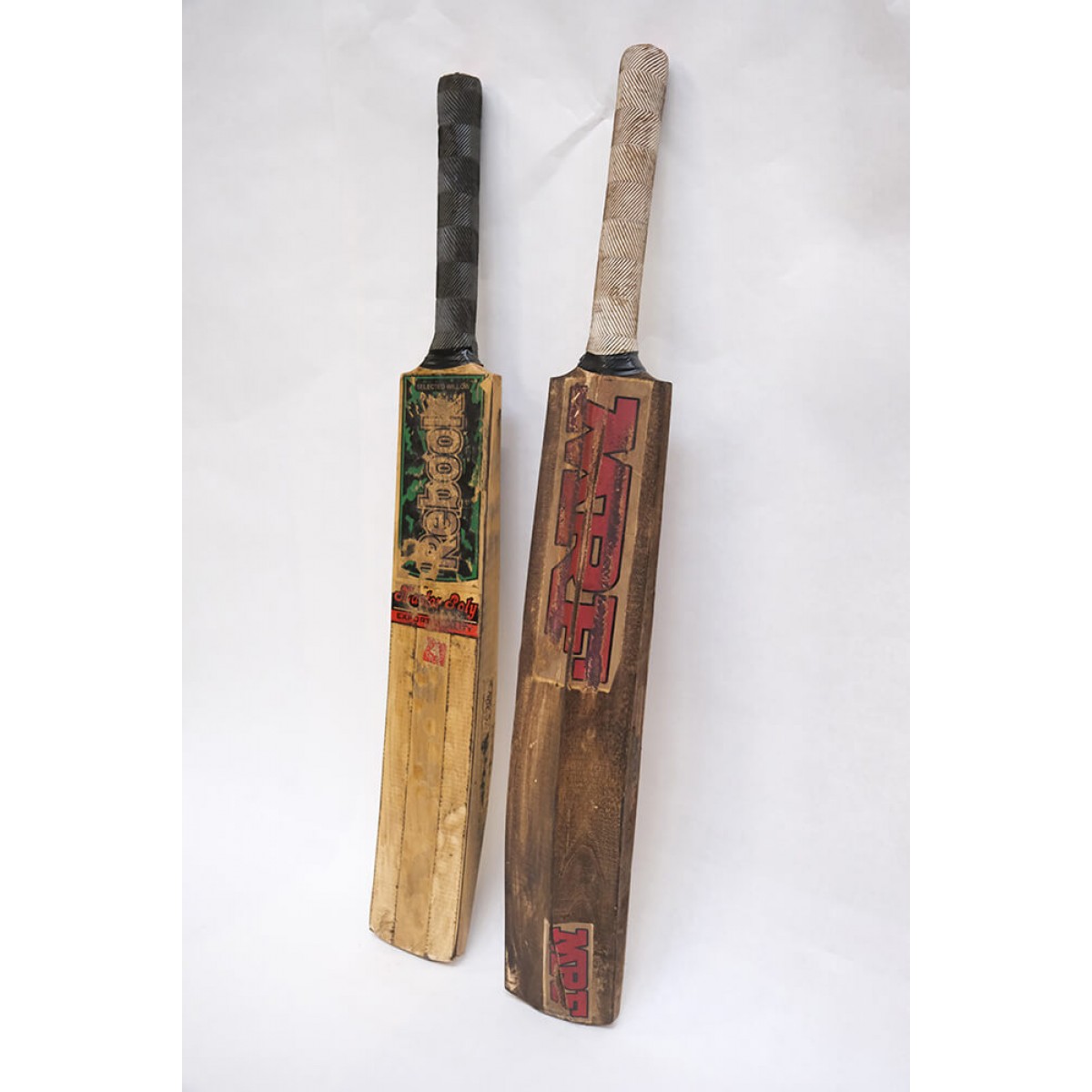 Vintage ξύλινο ρόπαλο cricket με αυθεντικά τυπώματα 10x5x76 εκ Vintage ξύλινο ρόπαλο cricket με αυθεντικά τυπώματα 10x5x76 εκ